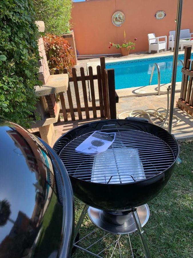 Chalet Con Piscina A 50 M De La Playa . Marbella Luaran gambar